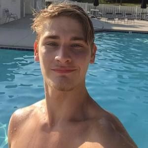 Meet your Posher, Josh